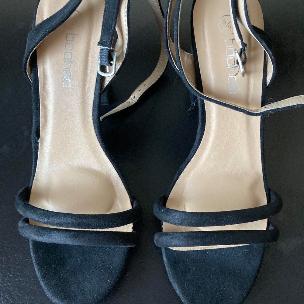 Boohoo Strapy Heels